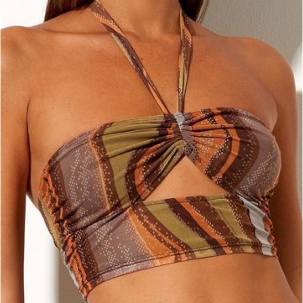 NWT Motel Rocks Cut Out Crop Top Size Small